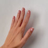 Classy French Medium Square Press-On Nails im Tragevideo